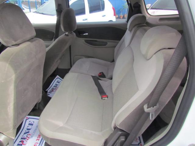 CHEVROLET SPIN 1.8 LTZ (AUT) 2015 - Foto 11
