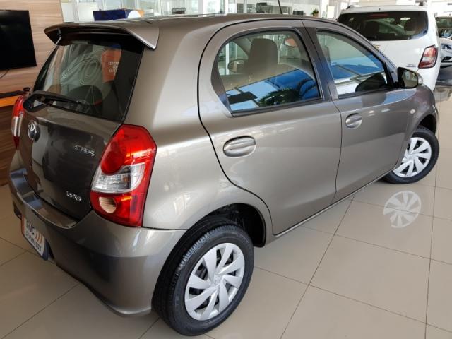 TOYOTA ETIOS 1.3 X 16V FLEX 4P MANUAL. - Foto 3