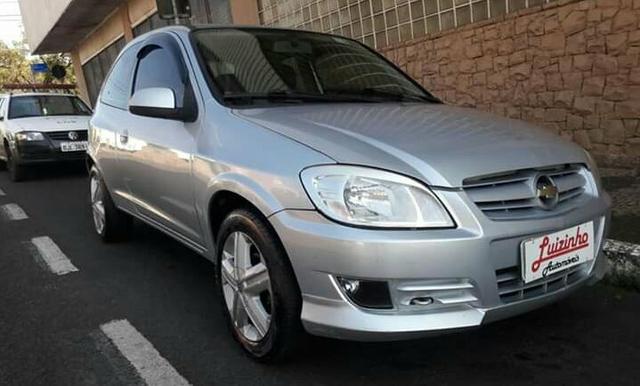 Celta 1.0 life completo 2009 flex