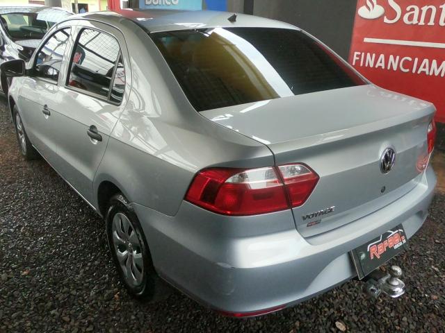 Voyage, 1.6 completo! Única dona! Novíssimo