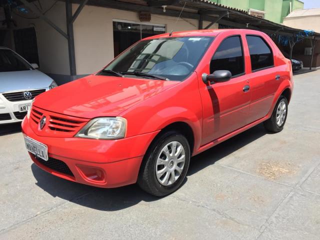 RENAULT LOGAN AUT 1.0 16V - Foto 2
