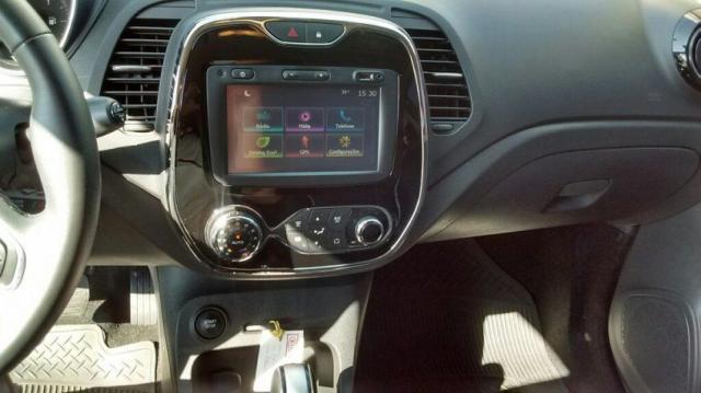 RENAULT CAPTUR INTENSE 1.6 16V SCE CVT X-TRONIC FLEX Marrom 2017/2018 - Foto 16