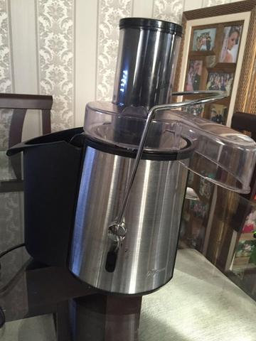 Centrifuga Extrator de sucos da fruta Fun Kitchen em Inox - Foto 3