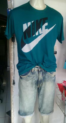 Vendo bermuda e camisa tudo Novo