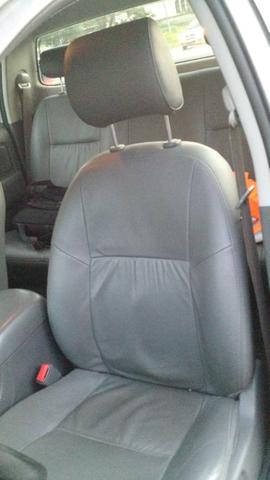 Toyota Hilux SRV 4x4 automatica 2015 - Foto 16