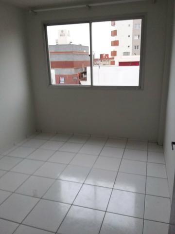 Aluga-se apartamento 2 quartos centro de Itajaí - Foto 5