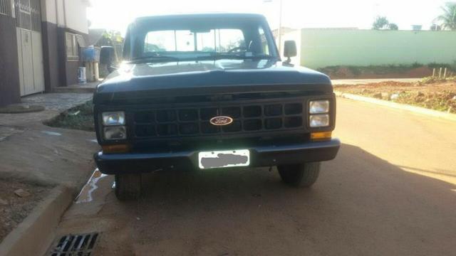 Quem conhece sabe, o quanto essa Maquina é boa F-1000 2.0 4x2 Diesel 1985 - Foto 3