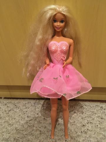 Boneca Barbie Brilha Coração - Foto 3