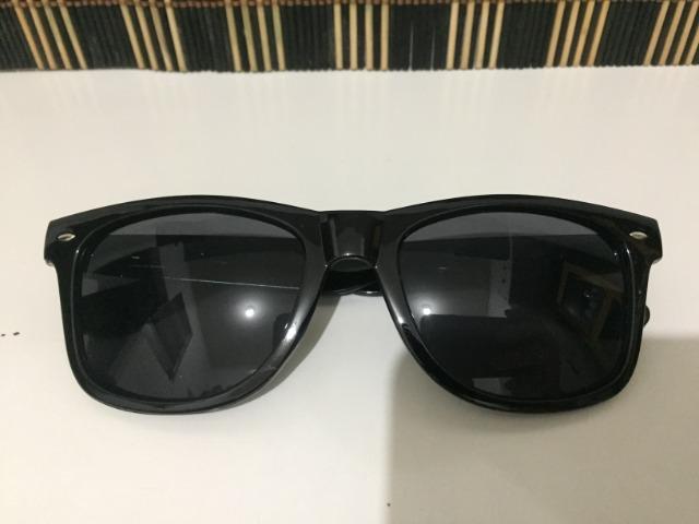 (Aceito cartão) Óculos modelo Wayfarer unissex - Lente: Preta - Estilo Ray Ban - Foto 2