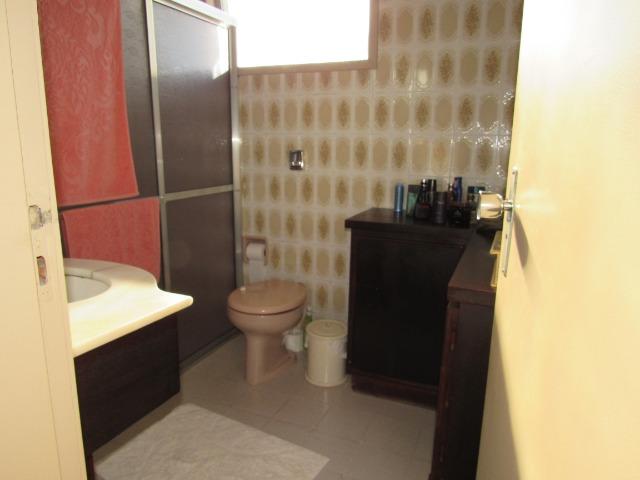 Apartamento três dormitórios,quarto andar - Foto 6