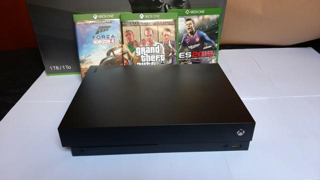 Console Xbox one X + 3 jogos - Foto 2
