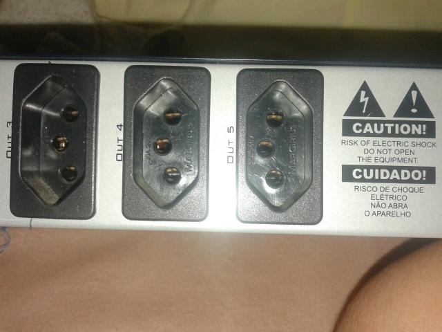Muitas tomadas - Foto 5