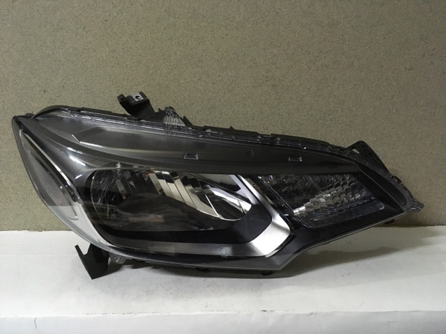 Farol Honda New Fit - Foto 2