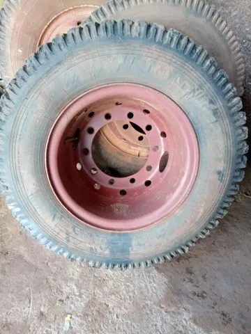 Roda , 10 e 8 furo