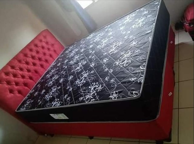 Cama queen espuma ou molas ensacadas  - Foto 3