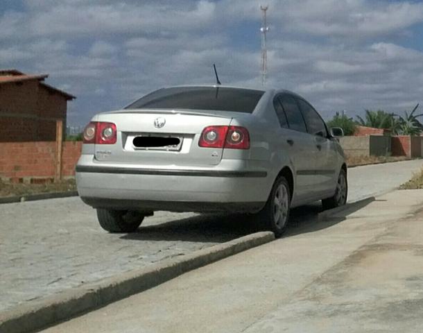 Vende se polo sedan - Foto 3