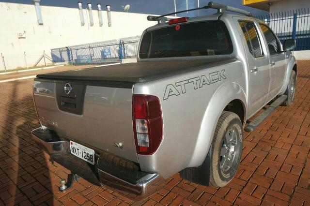 NISSAN FRONTIER CD SV ATTACK 2.5 4x4 DIESEL AT 14-15 - Foto 7