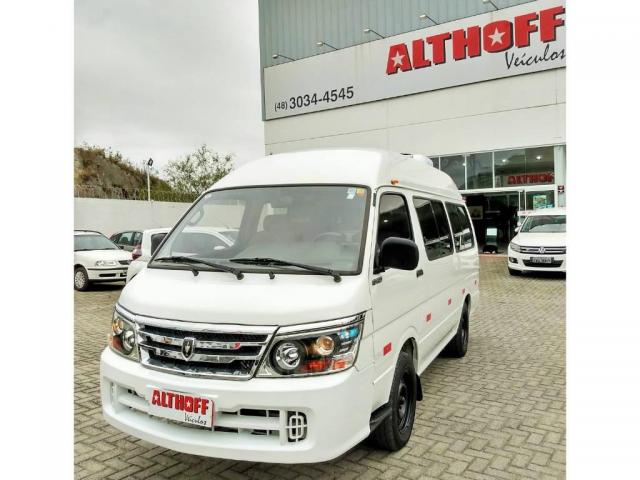 Jinbei Topic MINIBUS