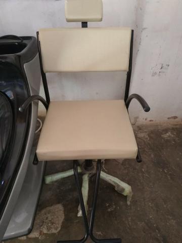 Kit novo completo de cabeleireiro lavatório cadeira e carrinho auxiliar - Foto 2