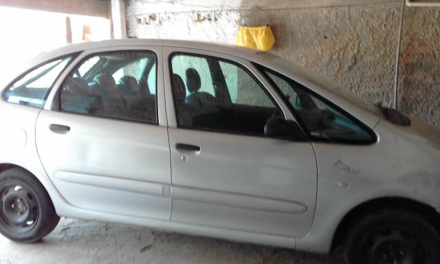 Citroen Picasso prata 10.000,00 - Foto 2