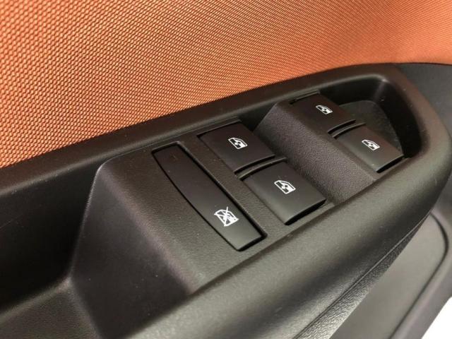 Chevrolet Onix ACTIV 4P - Foto 12