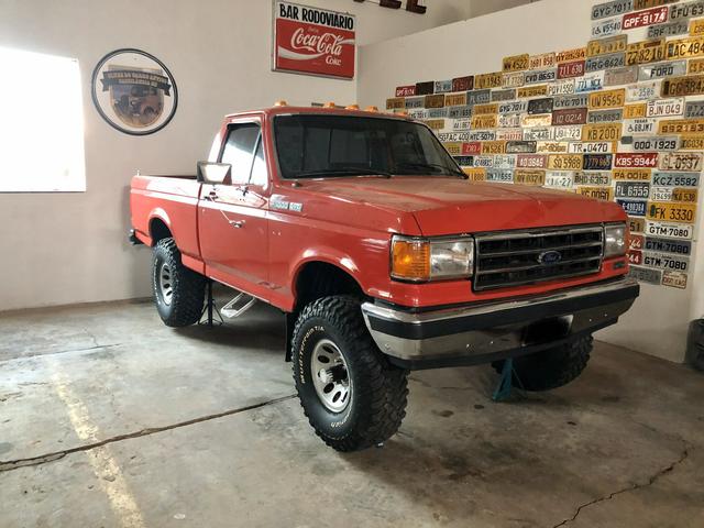 F1000