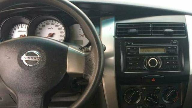 Oportunidade Nissan Livina Segundo Dono Novíssima - Foto 19