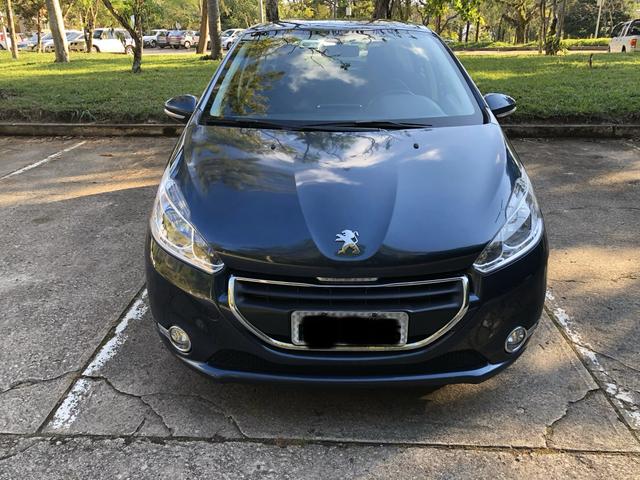 Peugeot 208 active pack único dono