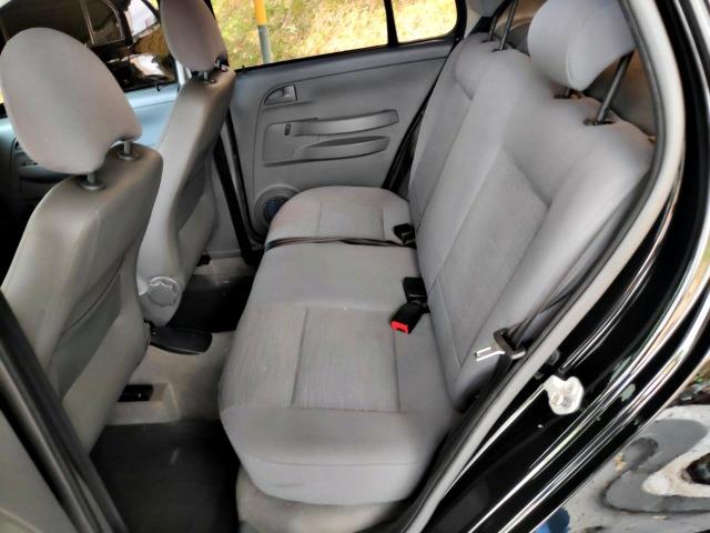 Volkswagen Fox PLUS 1.6 FLEX 2006/2007 - Foto 12