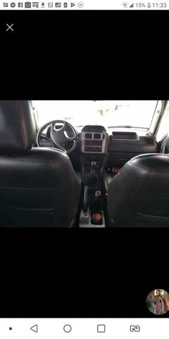 Vendo ou troco TR4 por carro menor valor - Foto 3