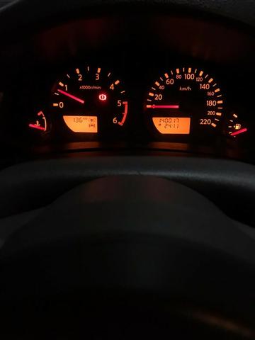 Nissan Frontier 2.5 SE 4x4 - Foto 8