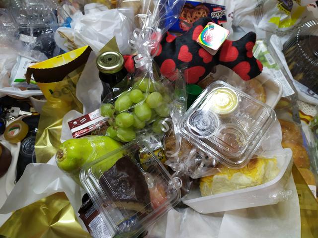 Lindíssimas Cestas , com produtos de qualidade ! Presenteie e surpreenda quem você ama ! - Foto 4