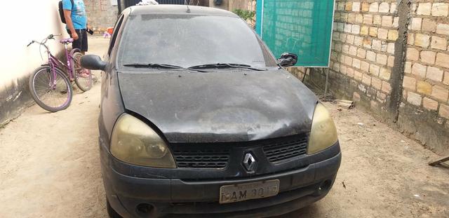 Vende-se ou troca por moto