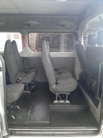 Renault Master 2014 L3H2 Executiva 16 Lugares Completa - Foto 6