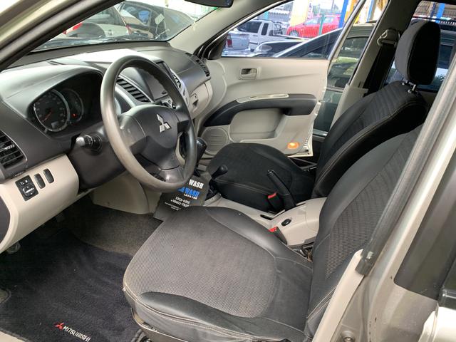 Mitsubishi L200 Triton 2015 - Foto 4