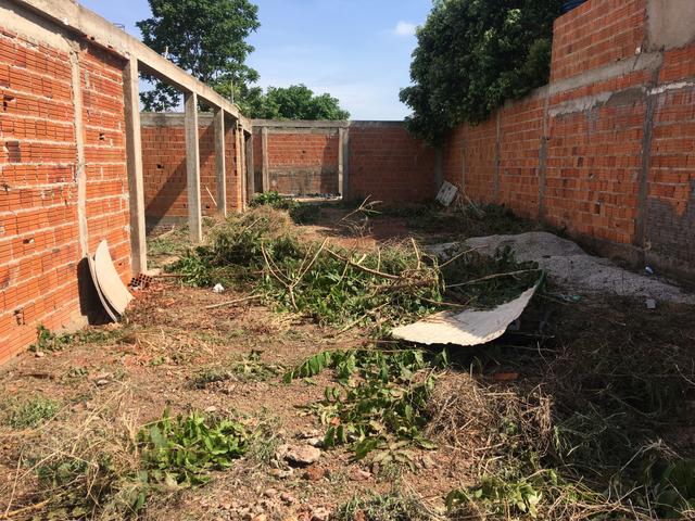 Terreno av principal Parque Cuiabá 12x30 escriturado obra já iniciada aceito proposta - Foto 2