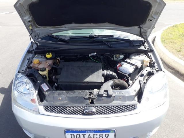 Fiesta Hatch 1.6 Completo de tudo - Foto 2