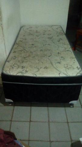 Cama unibox de solteiro usada
