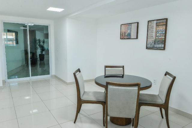 Edifício Hiperion 2 dormitórios. Poucos metros da beira mar - Foto 11