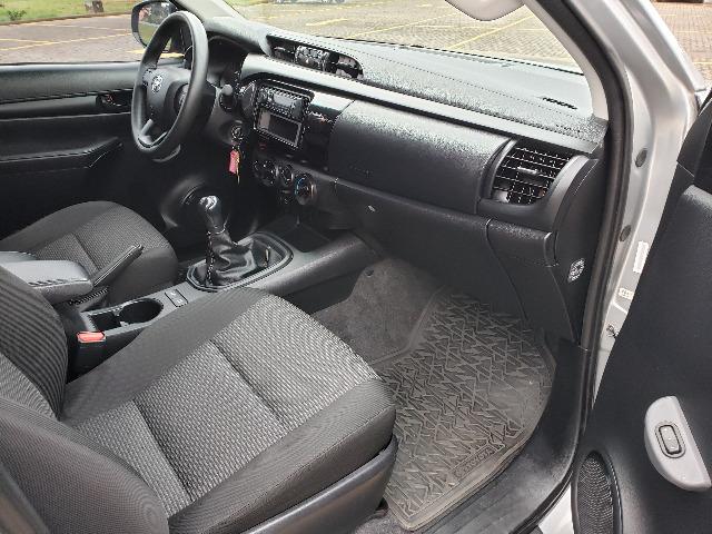 Toyota Hilux STD 2.8TDi 4x4 - Foto 9