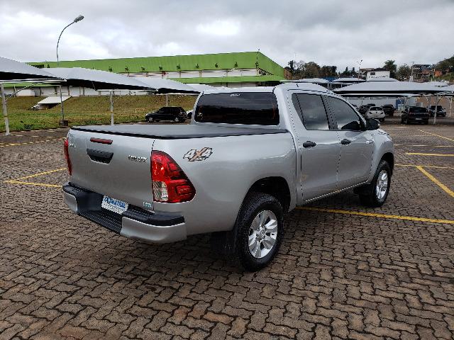 Toyota Hilux STD 2.8TDi 4x4 - Foto 4