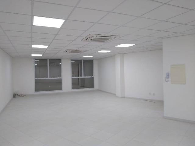Sala Comercial Pedra Branca - Foto 2