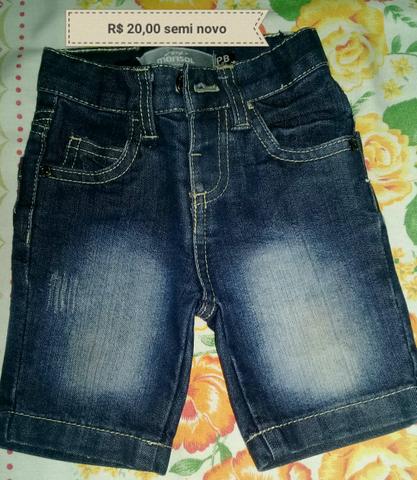 Roupa infantil tamanho G semi nova