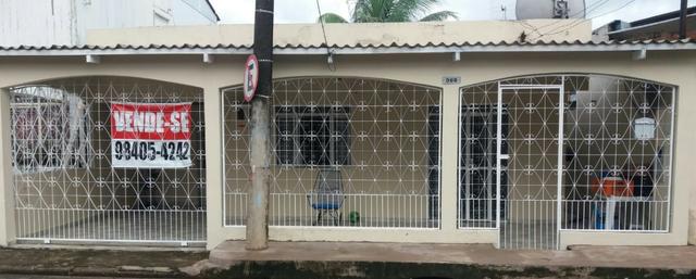 Vendo casa na Estação Experimental