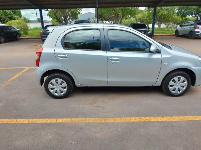 Etios 1.5 XS HB hatch completo , com apenas 38.362km IPVA 2019 pago - Foto 6