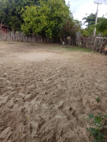 Vende- se um terreno no povoado barroca funda