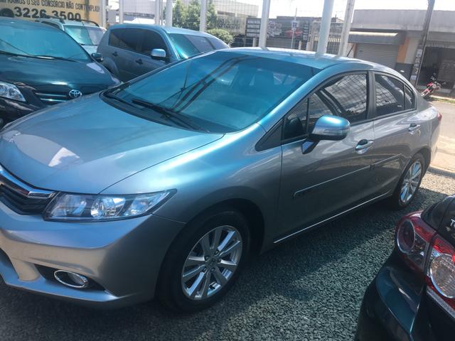 Honda Cicic Lxr automático modelo 2014