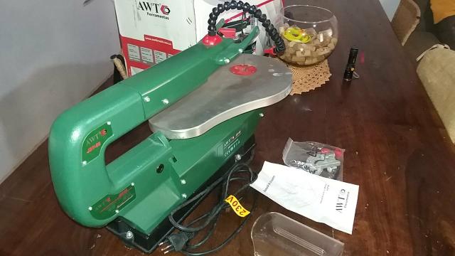Serra tico tico de mesa AWT JST-85 230V
