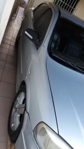 Astra - Foto 2
