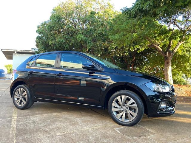 VOLKSWAGEN POLO HIGHLINE 200 TSI